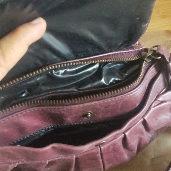All you need burgundy cross body bag - Picture 9 of 10